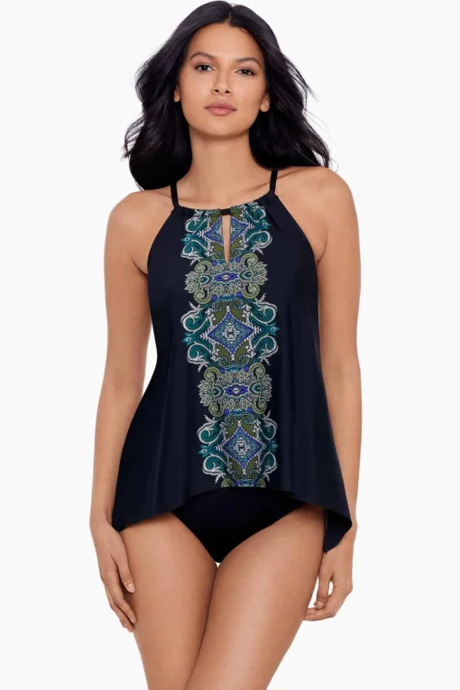 Precioso Peephole Tankini Top