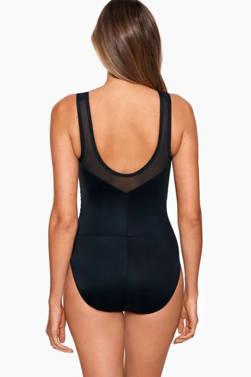 Rendezvous One Piece Swimsuit DD-Cup